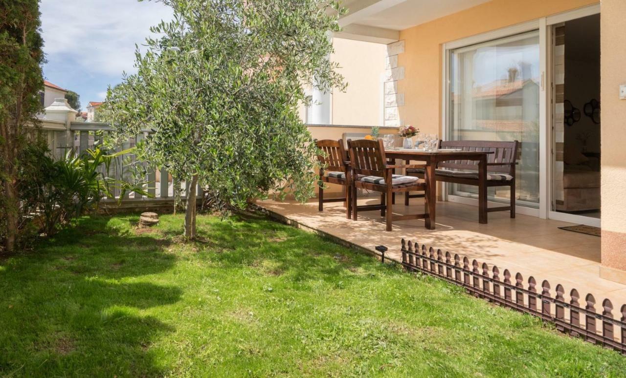 Spacious Apartment With The Garden, Near The Sandy Beach Μεντουλίν Εξωτερικό φωτογραφία